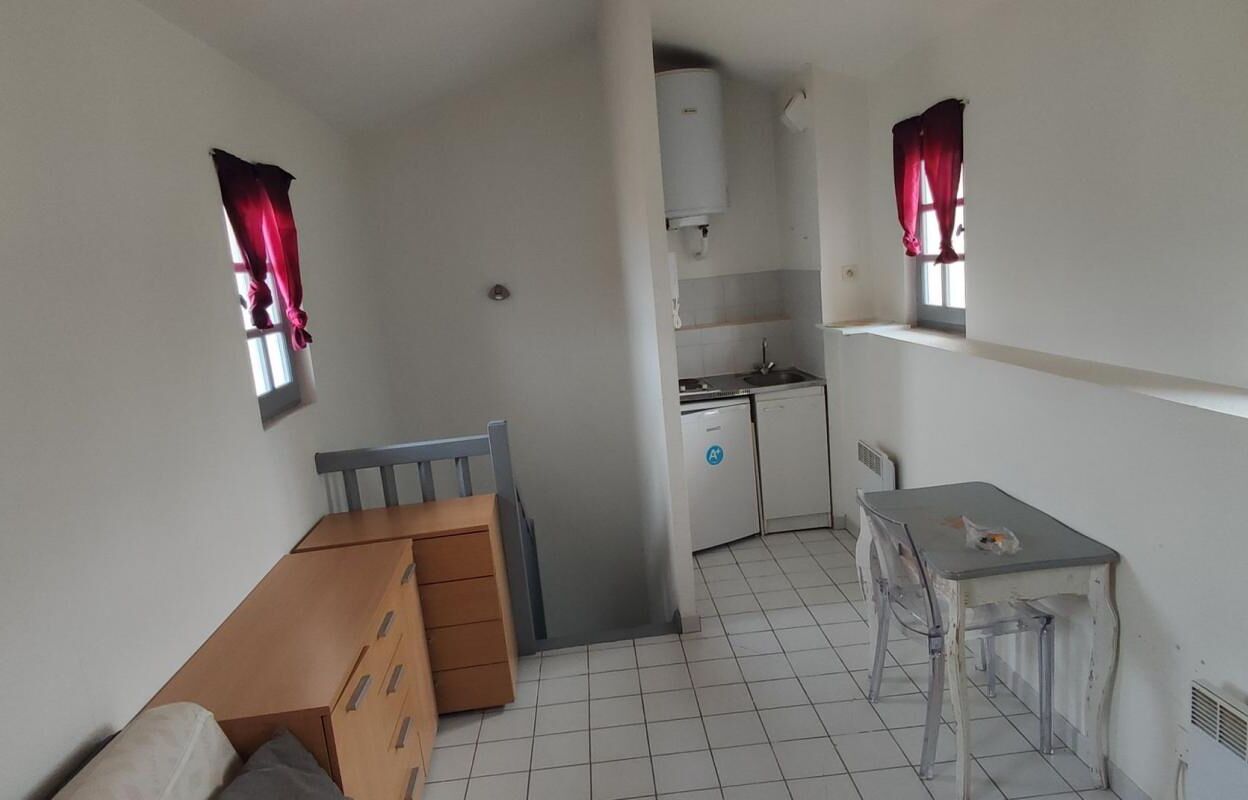 appartement 1 pièces 15 m2 à louer à Nîmes (30000)