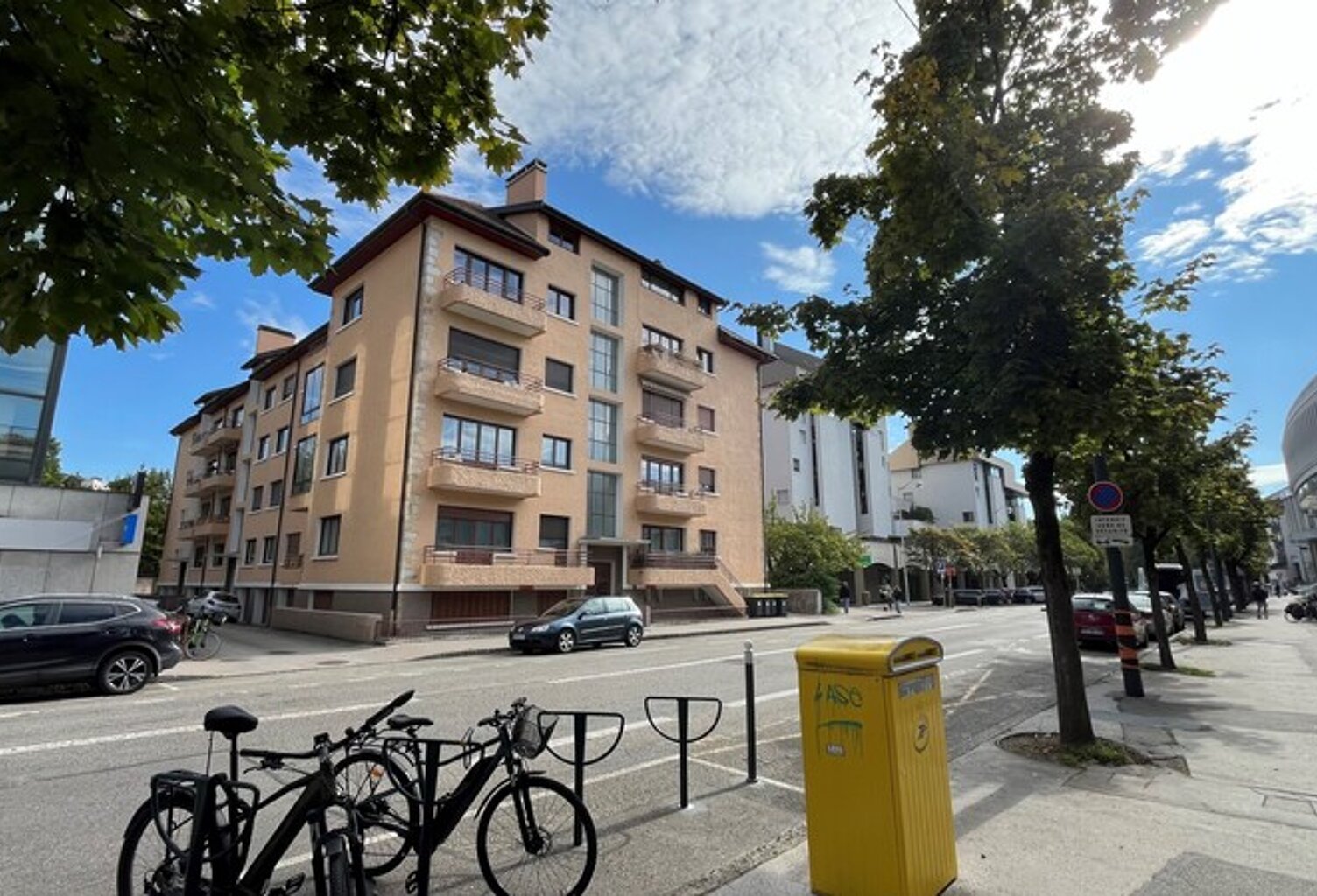 T1 — photo 1