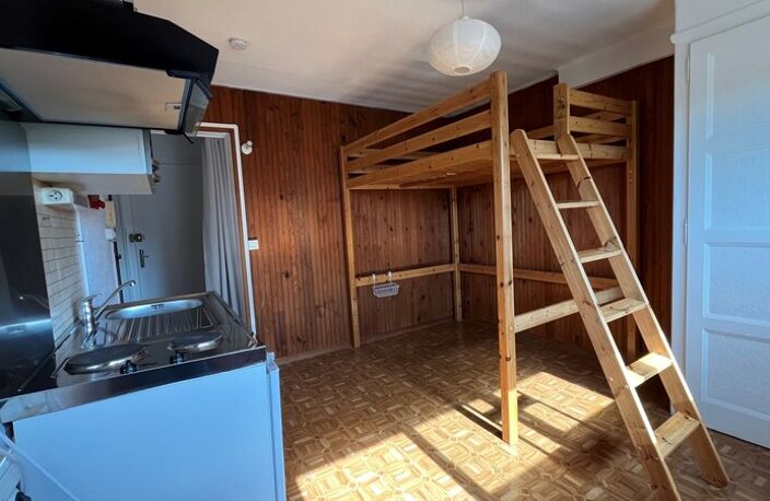 T1 — photo 5