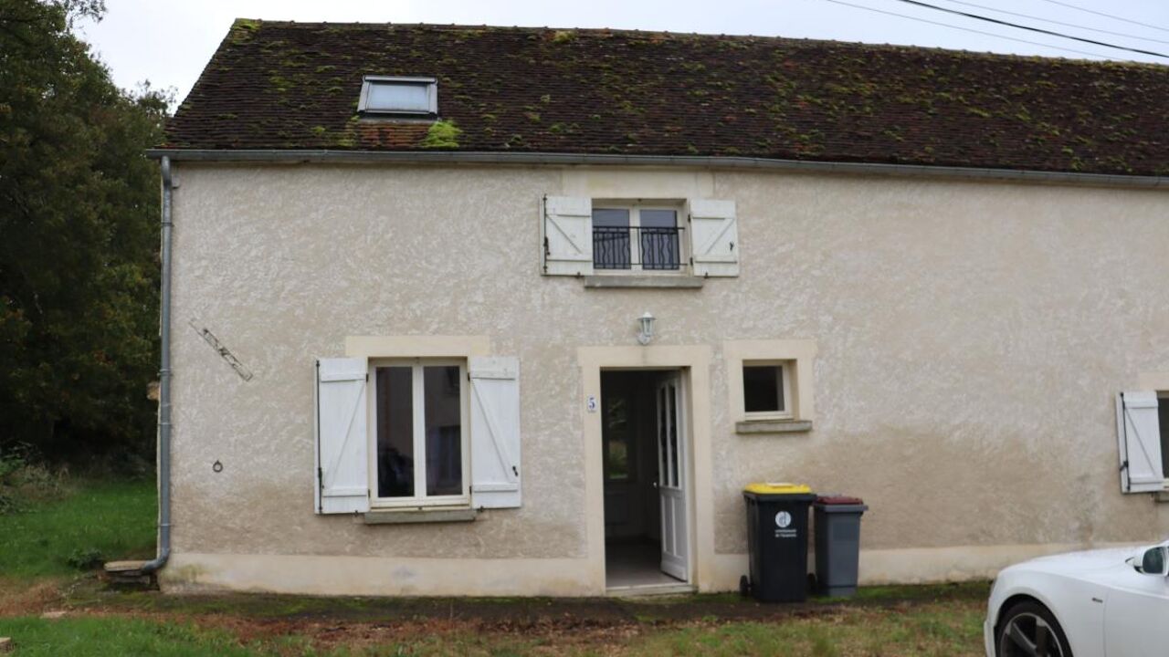 maison 16 pièces 450 m2 à vendre à Escamps (89240)