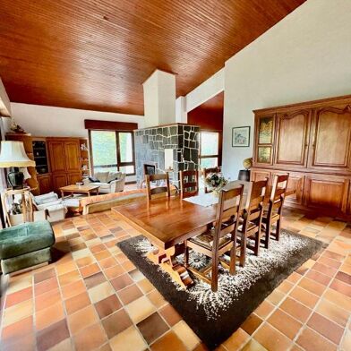 Maison 7 pièces 591000 €