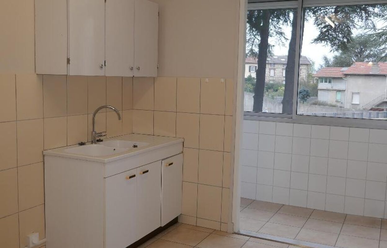 appartement 4 pièces 71 m2 à louer à Saint-Étienne (42000)