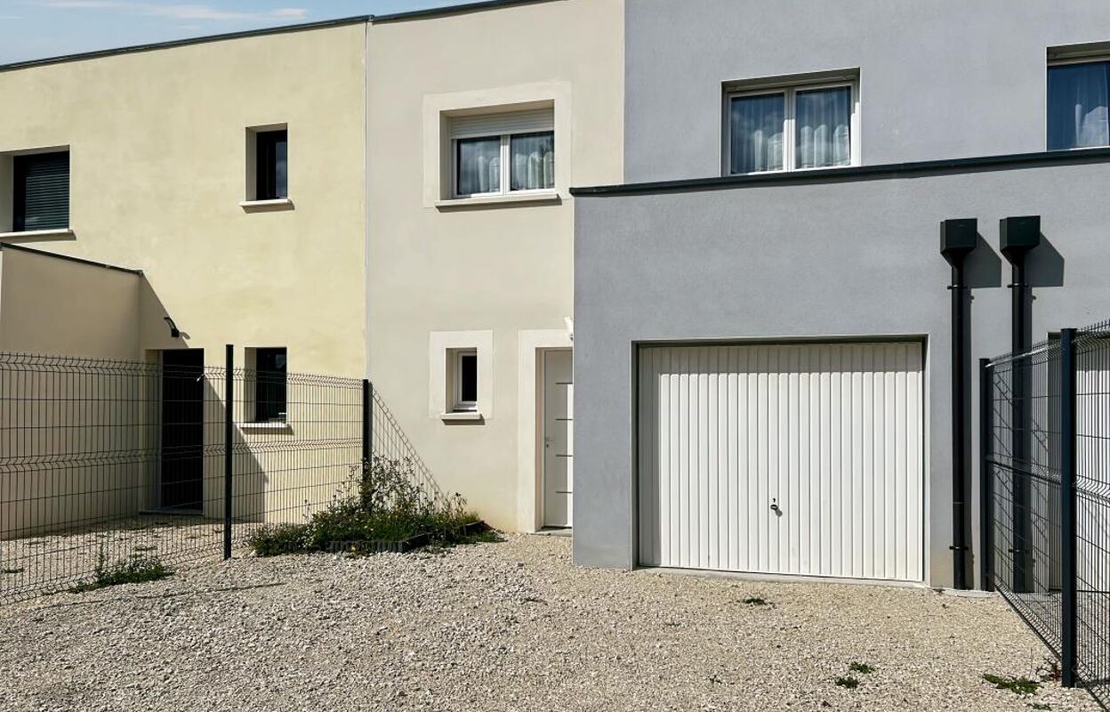 maison 6 pièces 102 m2 à vendre à Beaugency (45190)