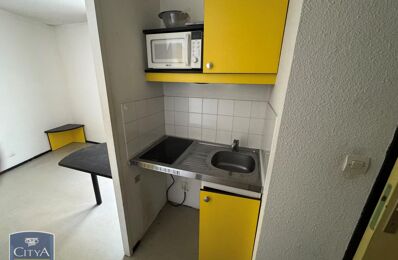 location appartement 390 € CC /mois à proximité de Smarves (86240)