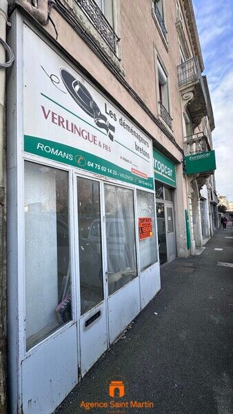 Local commercial  T3 à vendre Montélimar 26200