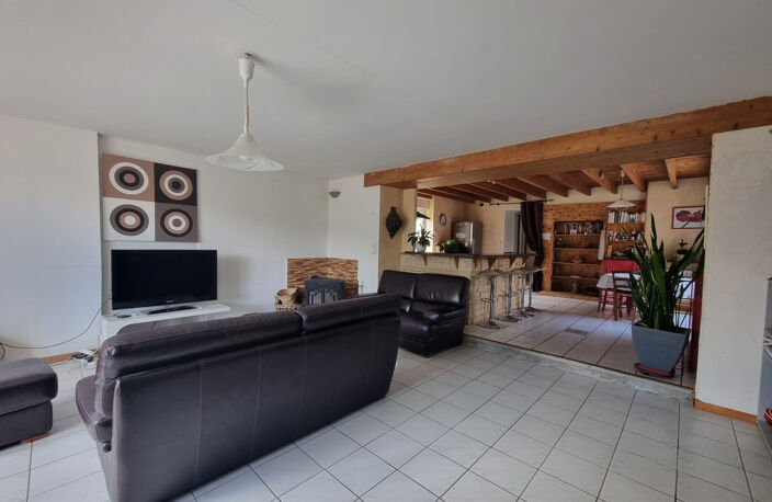 Maison en pierres bourg de Villiers en plaine 200m2, dépenda — photo 4