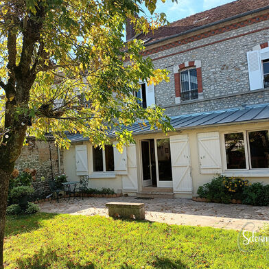 Maison 16 pièces 379 m²