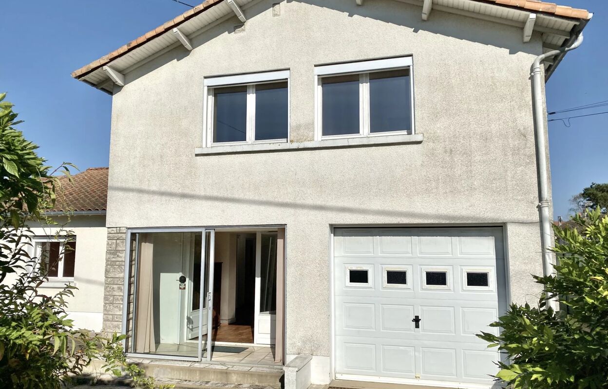 maison 5 pièces 105 m2 à vendre à Poitiers (86000)