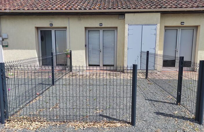 A vendre studio (N°10) 17 m2 loué avec jardinet à Bordeaux — photo 2
