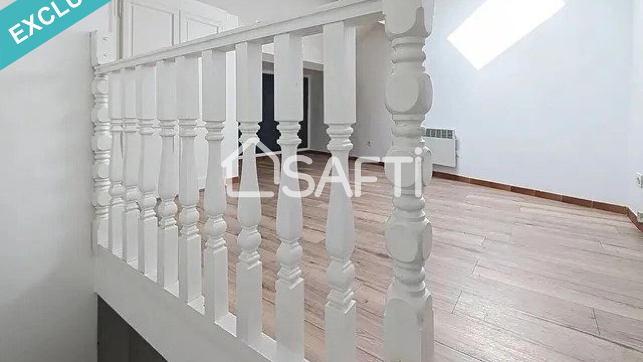 appartement 2 pièces 28 m2 à vendre à Saint-Mitre-les-Remparts (13920)