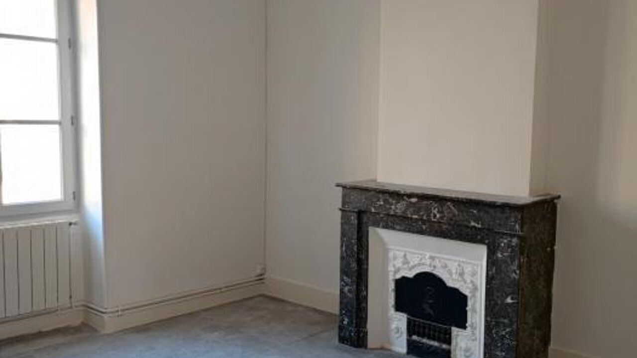 appartement 4 pièces 106 m2 à louer à Nîmes (30000)