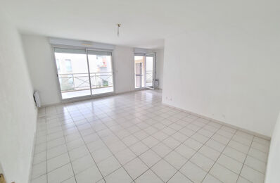 location appartement 1 450 € CC /mois à proximité de La Penne-sur-Huveaune (13821)