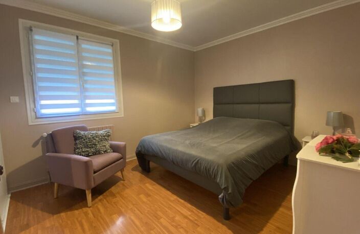 CAHORS : Belle propriété avec 2 maisons et 1 appartement — photo 4
