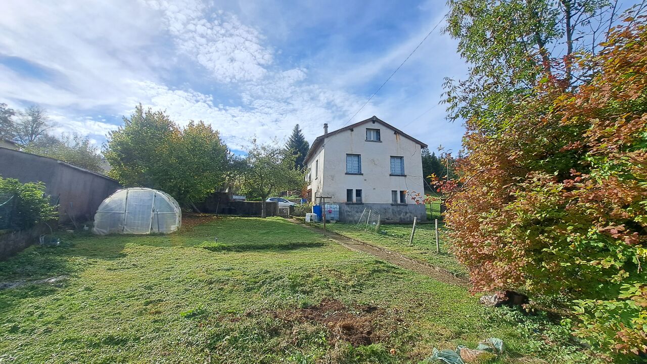 maison 7 pièces 104 m2 à vendre à Ambert (63600)