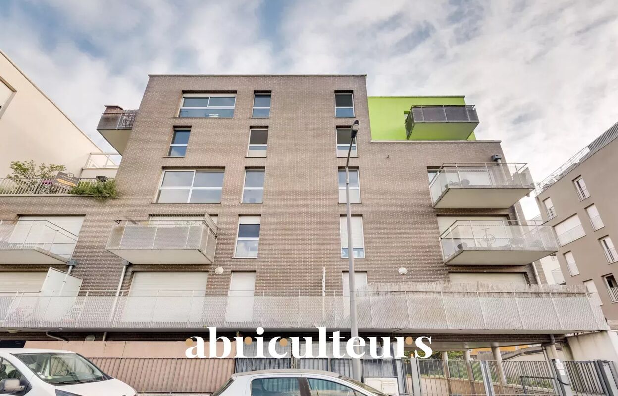 appartement 4 pièces 83 m2 à vendre à Bobigny (93000)