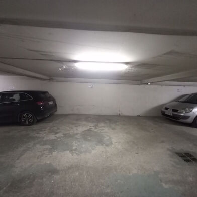 Parking 12 m²