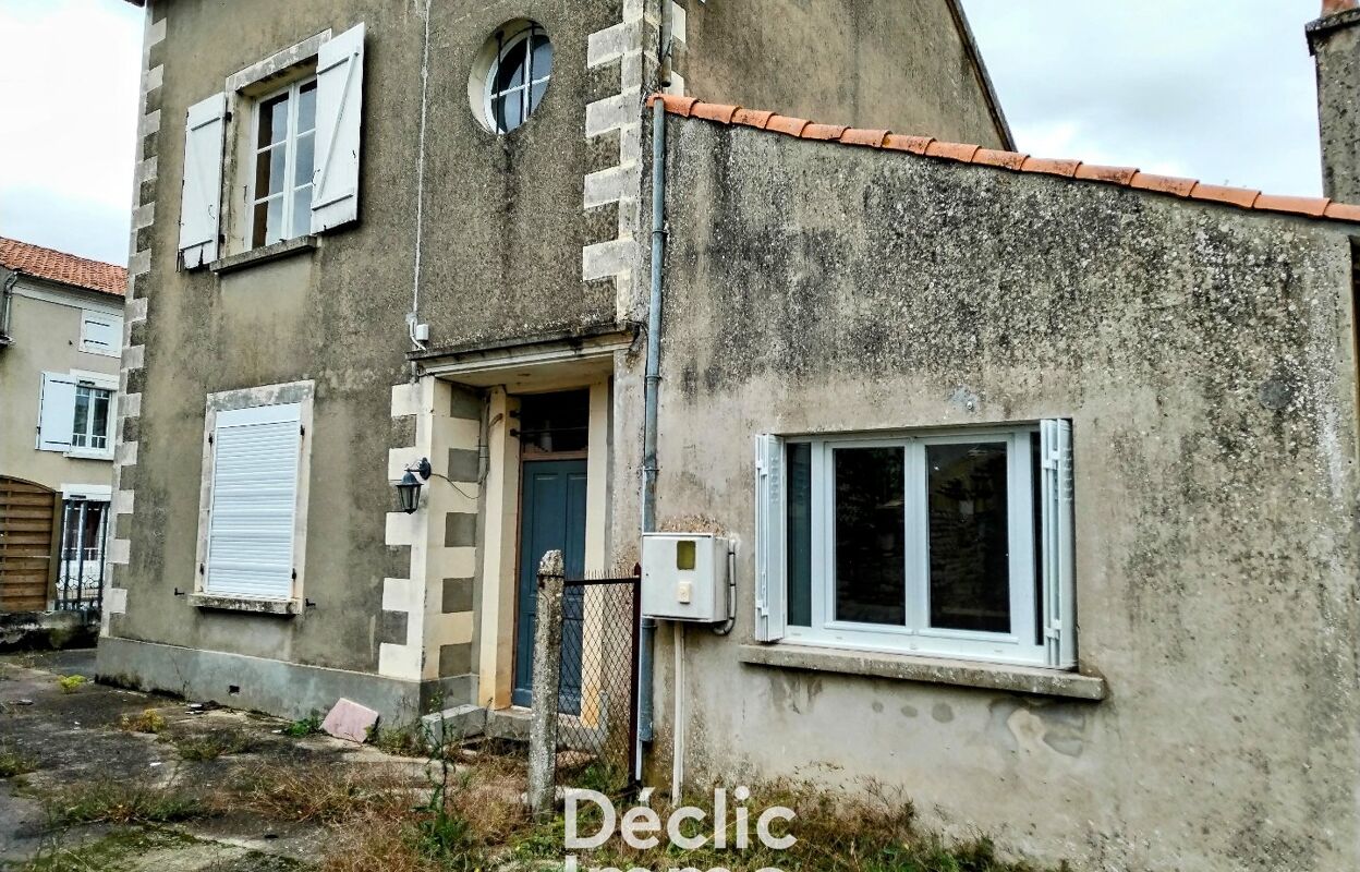 maison 4 pièces 122 m2 à vendre à Paizay-Naudouin-Embourie (16240)