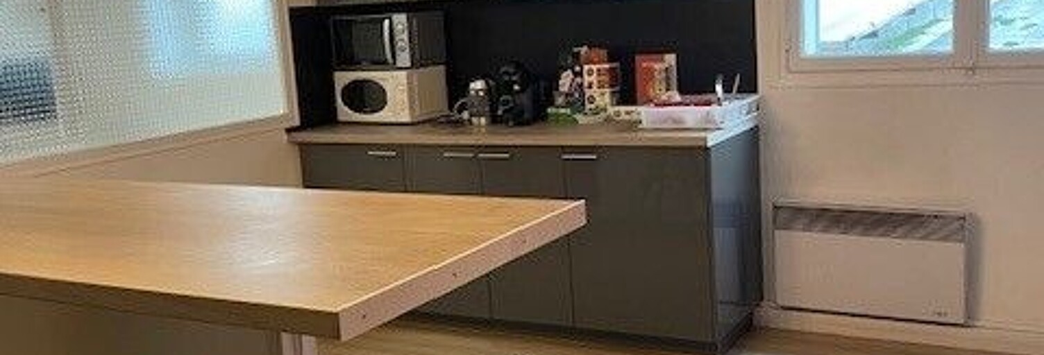 Bureau 5 Pièces 299 m² à louer à Paris 15 (75015)