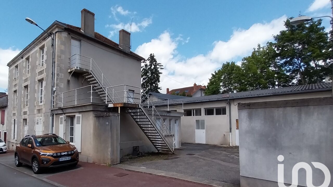 maison 8 pièces 243 m2 à vendre à Montmorillon (86500)