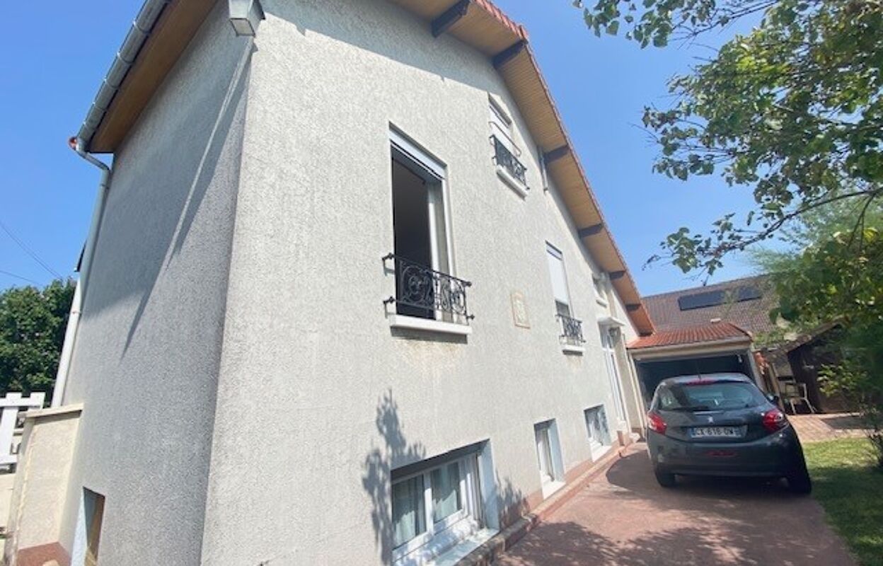 maison 5 pièces 81 m2 à vendre à Bondy (93140)