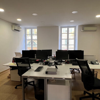 Commerce 157 m²