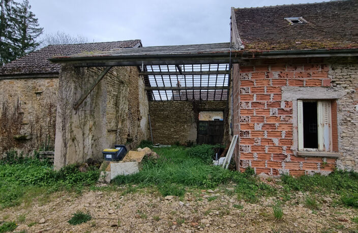 Ensemble immobilier à rénover — photo 5