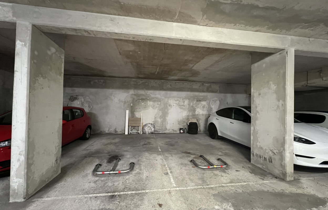 garage  pièces  m2 à vendre à Nice (06300)