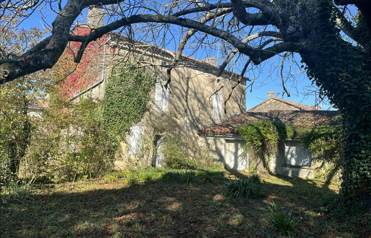 maison 8 pièces 154 m2 à vendre à Brie (16590)