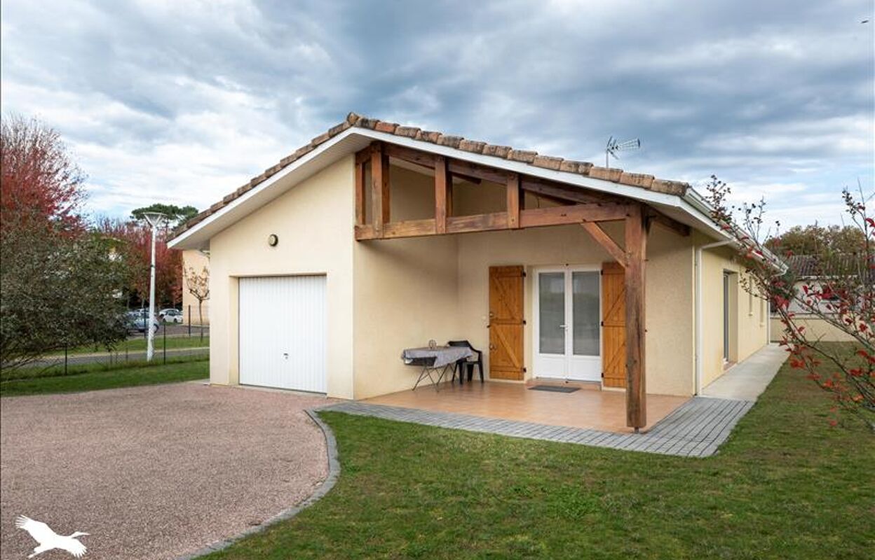 maison 4 pièces 83 m2 à vendre à Saint-Pierre-du-Mont (40280)