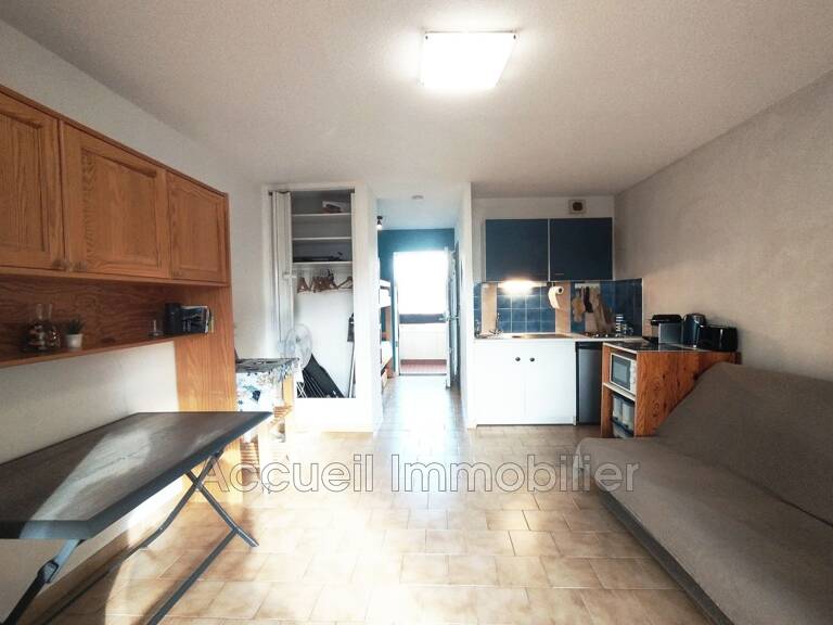 Studio cabine traversant plein sud au calme avec parking privé — photo 1