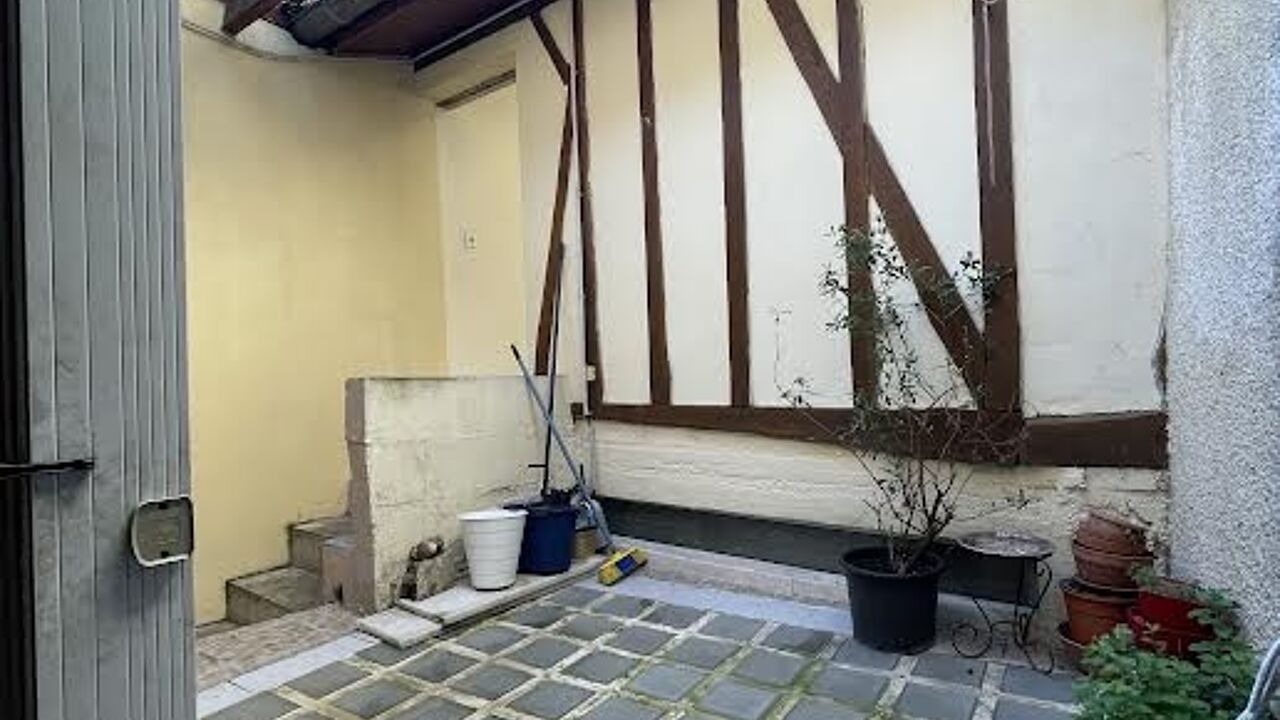 immeuble  pièces 200 m2 à vendre à Châlons-en-Champagne (51000)