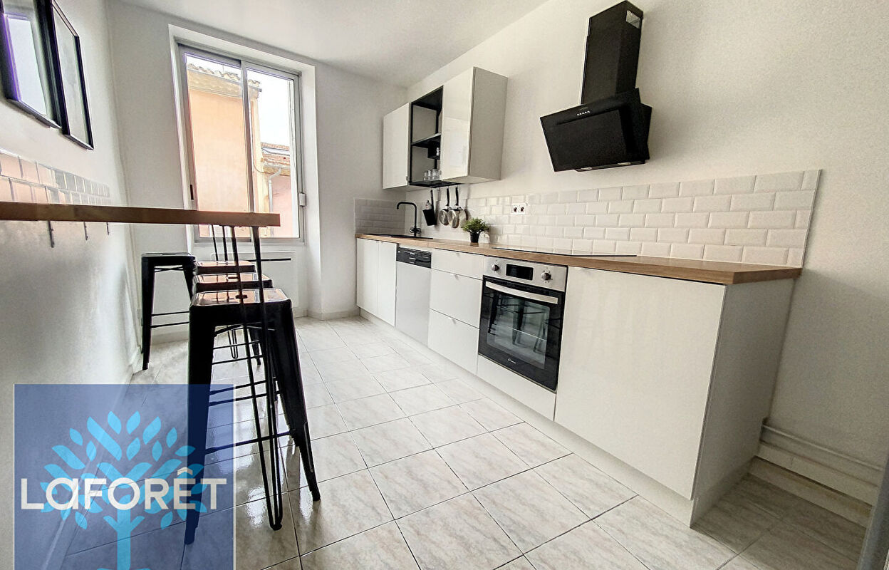 appartement 2 pièces 49 m2 à vendre à Lambesc (13410)