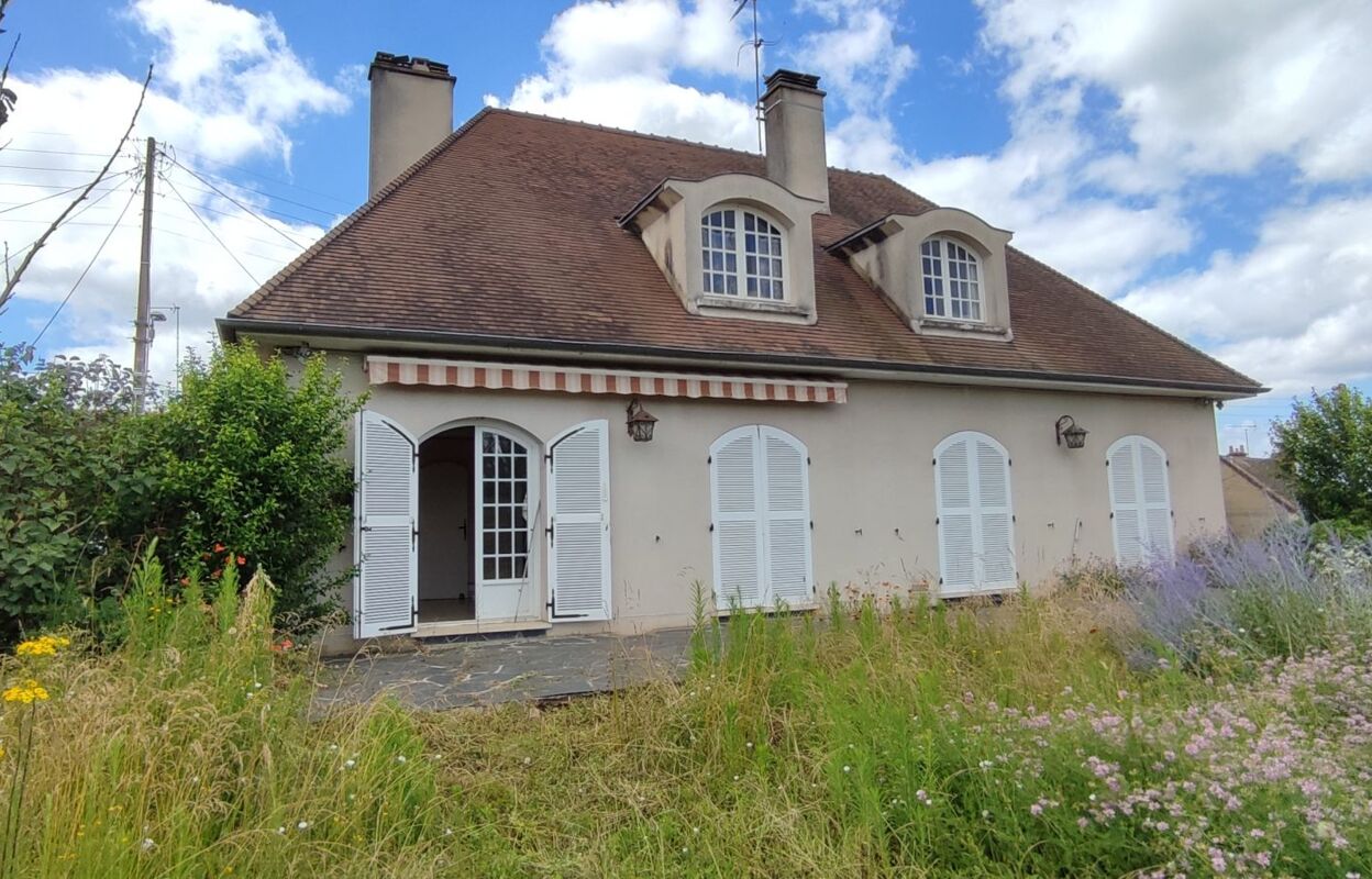 maison 9 pièces 250 m2 à vendre à Connerré (72160)