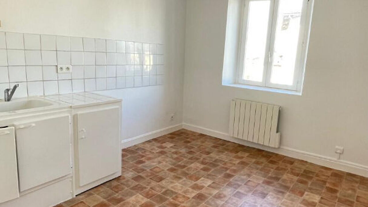 maison 3 pièces 87 m2 à vendre à Chazelles-sur-Lyon (42140)