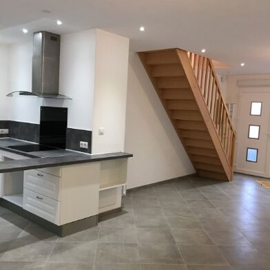 Maison 3 pièces 720 €