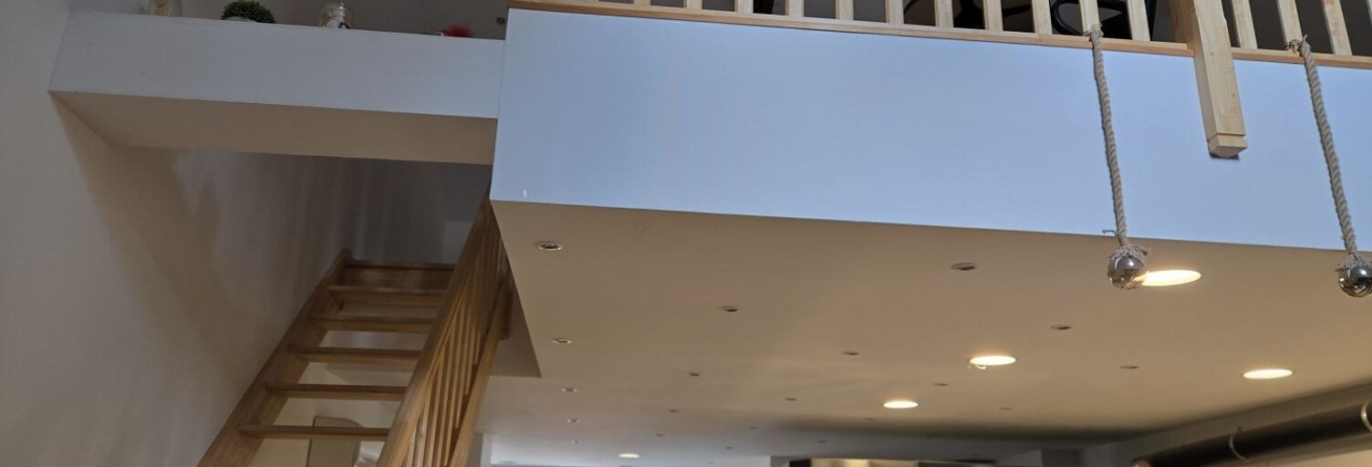 Commerce  80 m² à vendre à Couze-et-Saint-Front (24150)