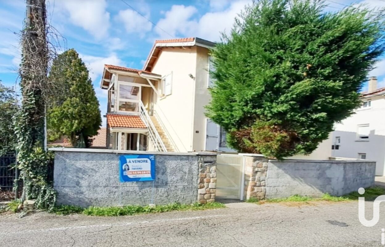 maison 6 pièces 174 m2 à vendre à Saint-Chamond (42400)