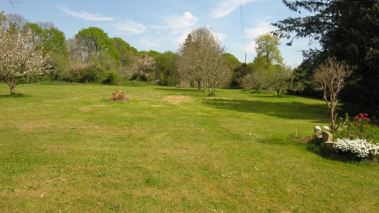 terrain  pièces 880 m2 à vendre à Saint-Sulpice-Et-Cameyrac (33450)