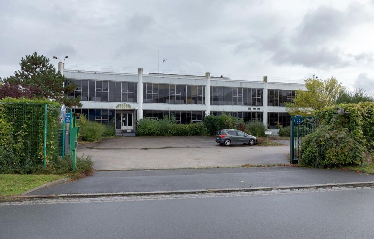 bureau  pièces 3804 m2 à vendre à Amiens (80000)