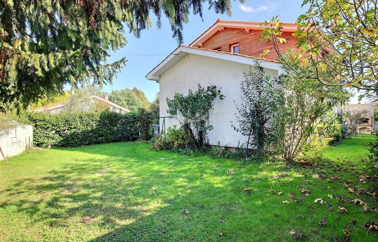 maison 6 pièces 135 m2 à vendre à Sainte-Eulalie (33560)