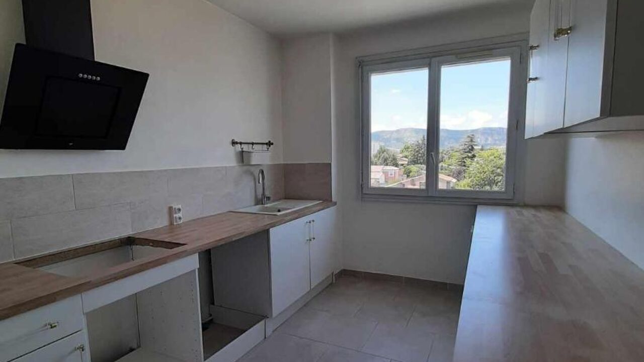 appartement 3 pièces 71 m2 à louer à Valence (26000)