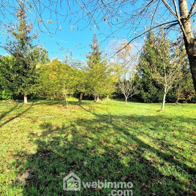 Terrain  74900 €