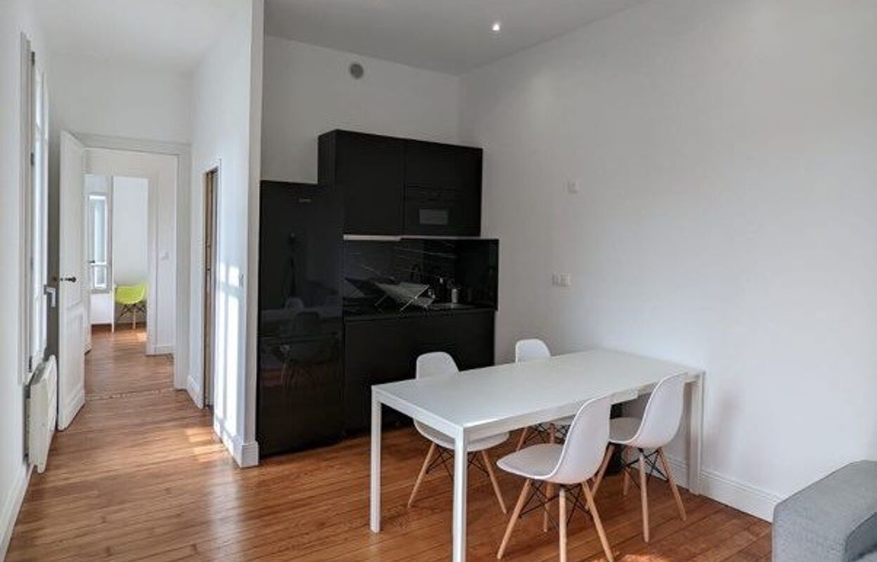 appartement 3 pièces 55 m2 à louer à Bordeaux (33000)