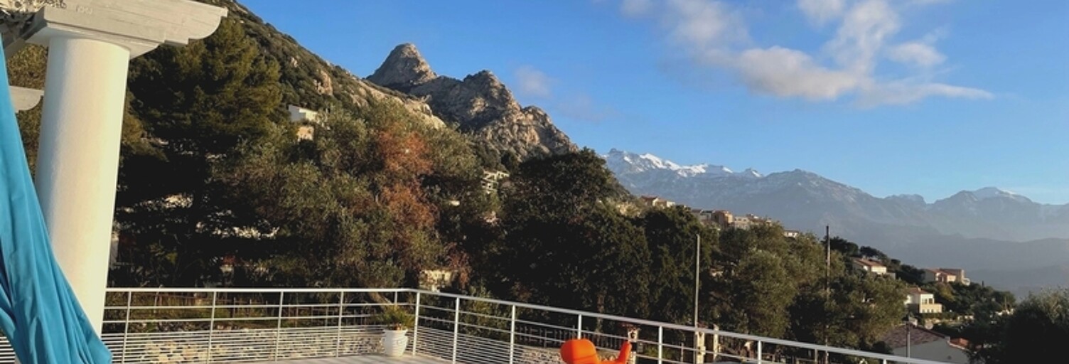 Maison 5 Pièces 217 m² à vendre à Lumio (20260)