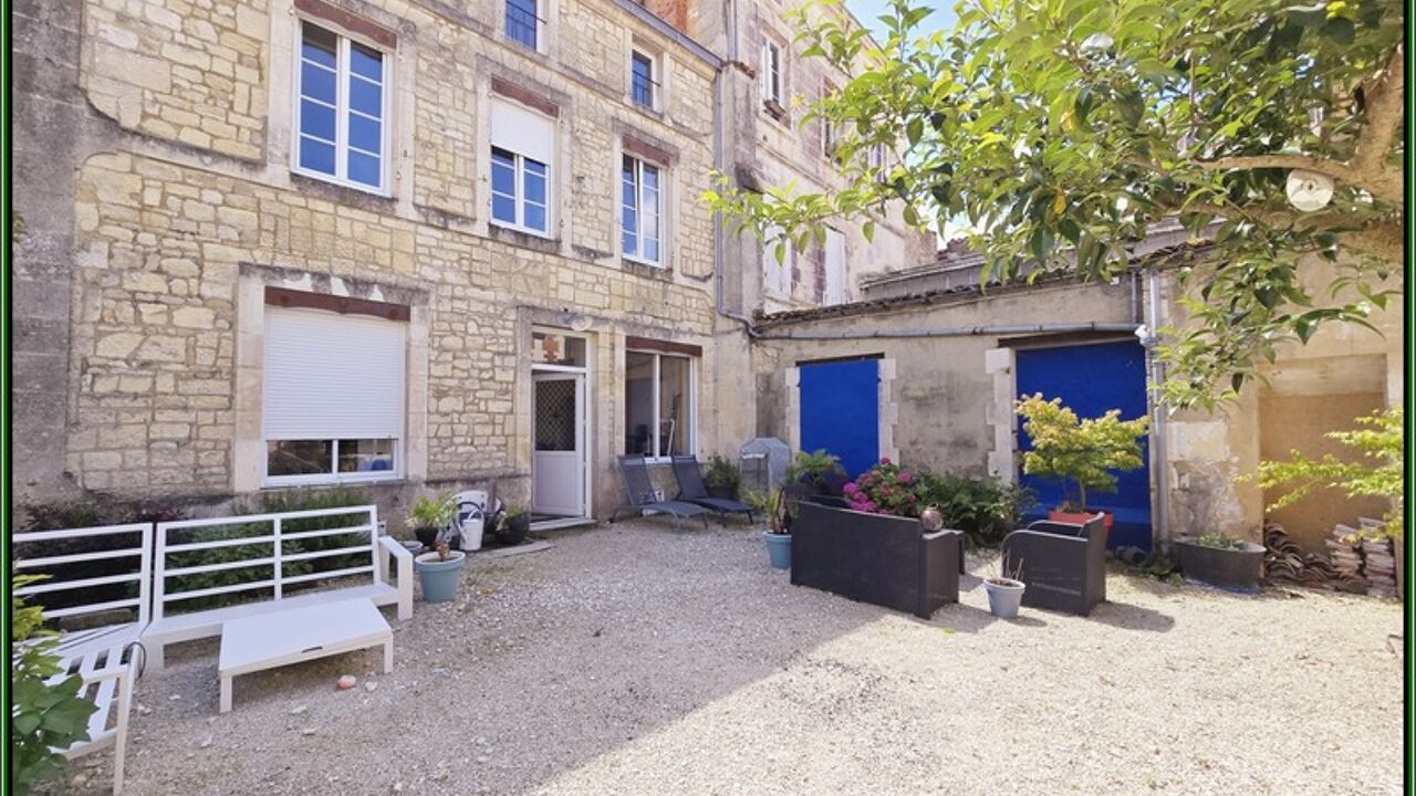 immeuble  pièces 270 m2 à vendre à Saint-Jean-d'Angély (17400)