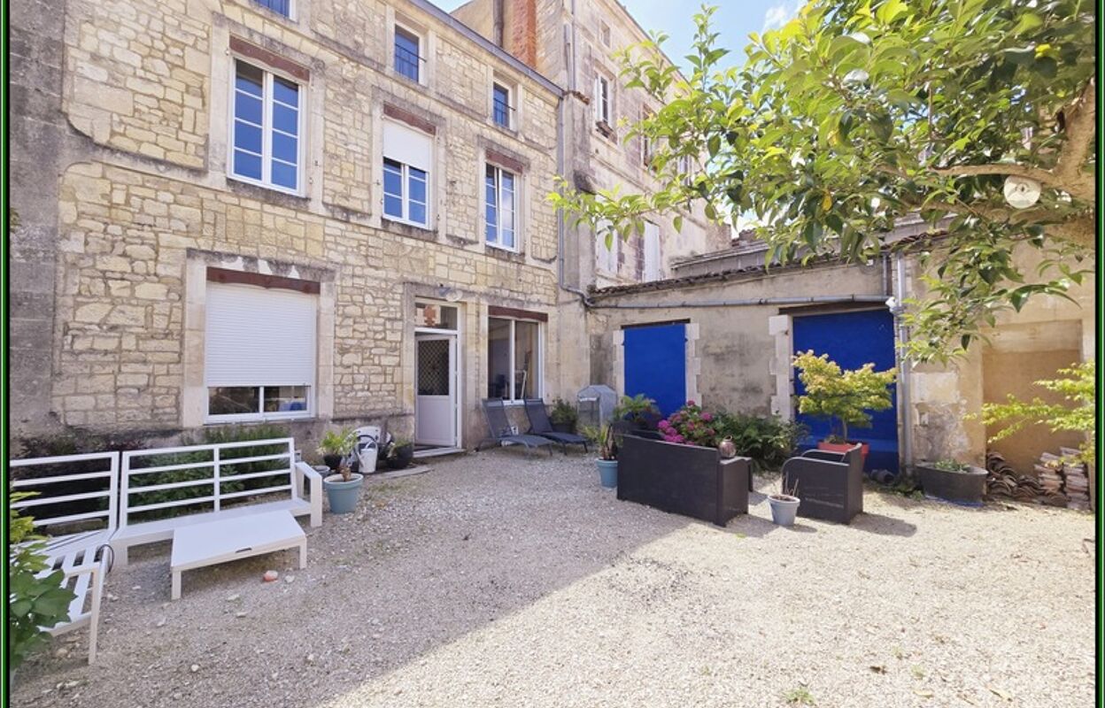 immeuble  pièces 270 m2 à vendre à Saint-Jean-d'Angély (17400)