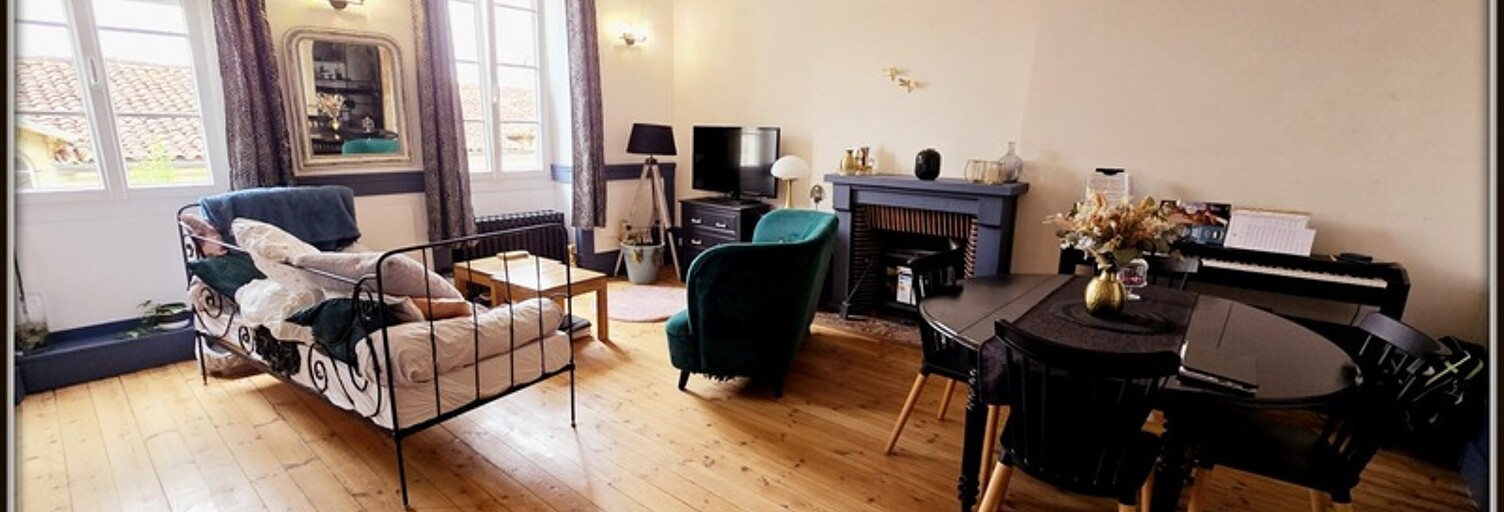 Immeuble  270 m² à vendre à Saint-Jean-d'Angély (17400)