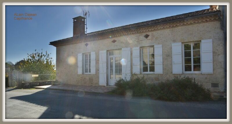 Maison de Village  4 pièces  à vendre Agen 47000