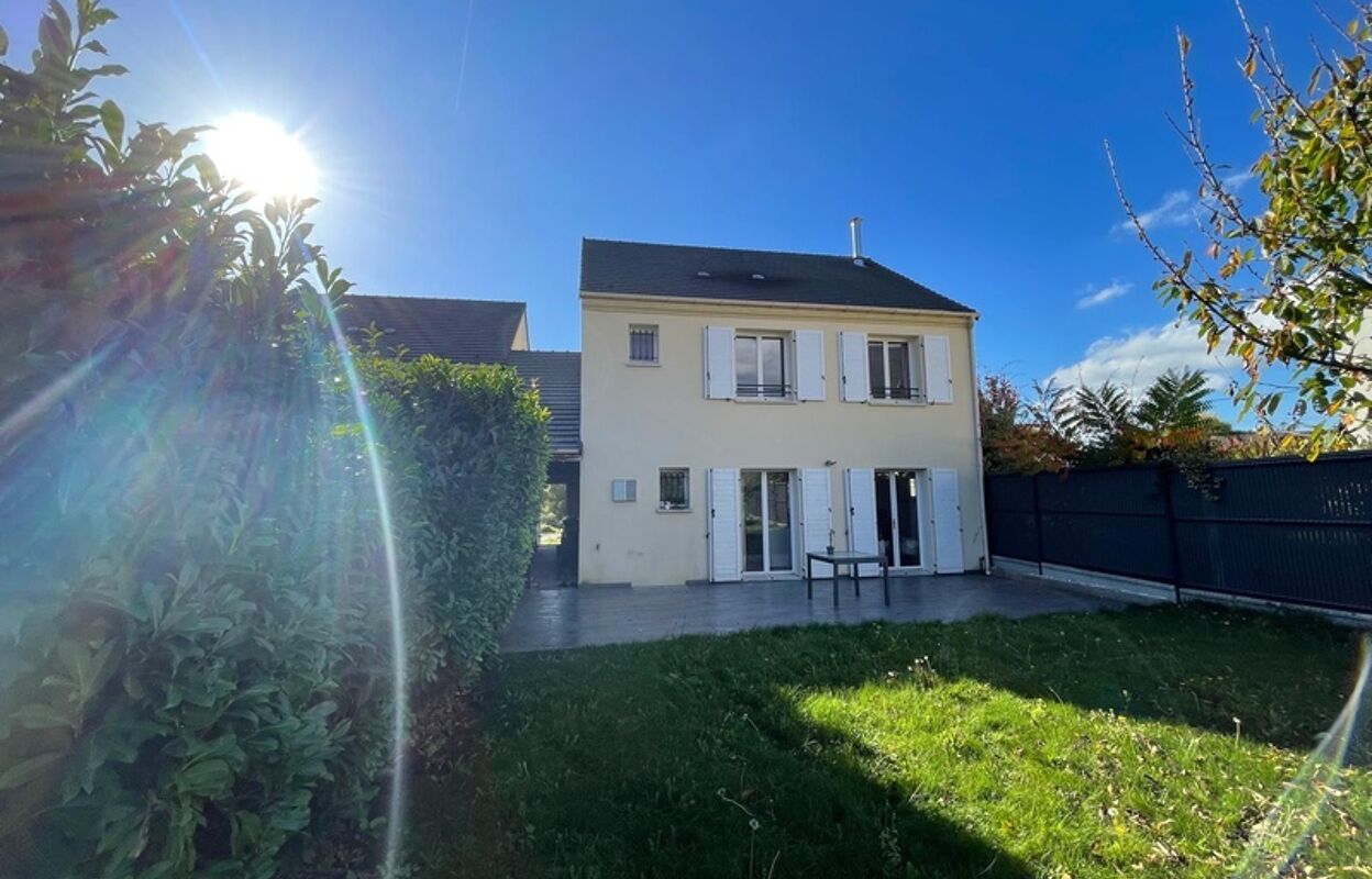 maison 6 pièces 110 m2 à vendre à Juziers (78820)