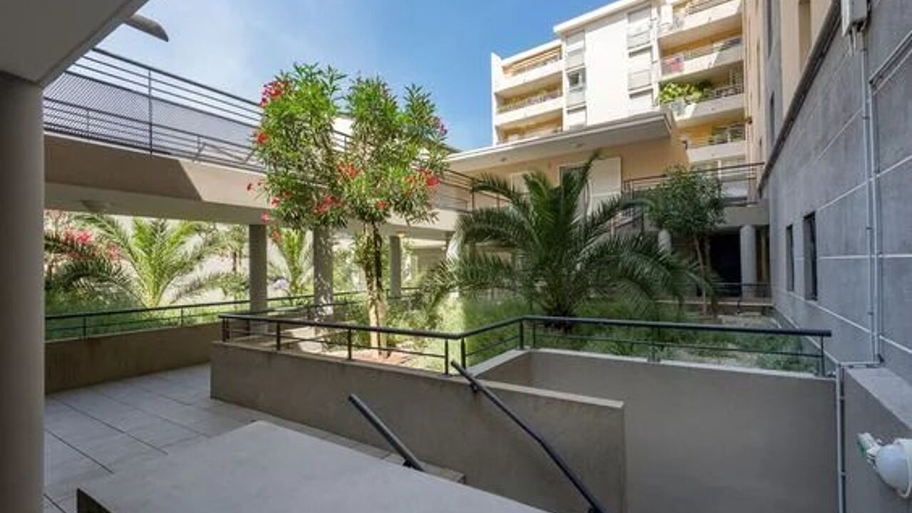 appartement 2 pièces 35 m2 à vendre à Nice (06300)